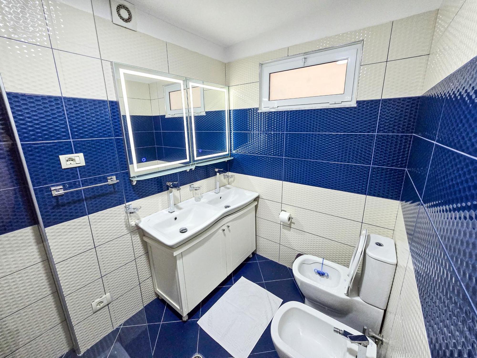 Lake Park 2Br Apartment Tirana Extérieur photo